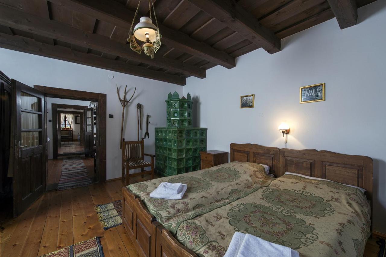 Hollokoeves Vendeghazak Hotel Room photo